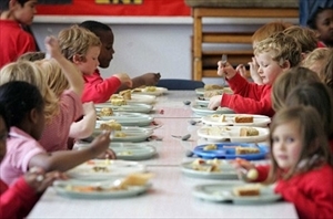 mensa scolastica scuola bambini