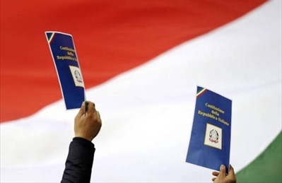 Bandiera italiana Costituzione