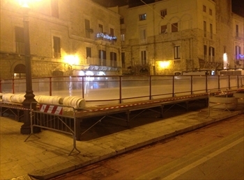 Pista pattinaggio ghiaccio Terlizzi