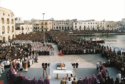 Il funerale di don Tonino Bello