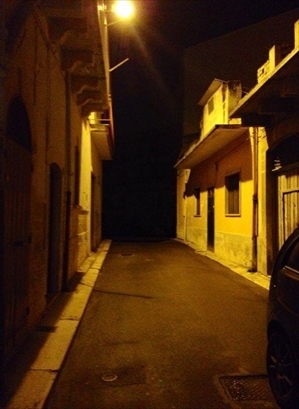 ancora buio