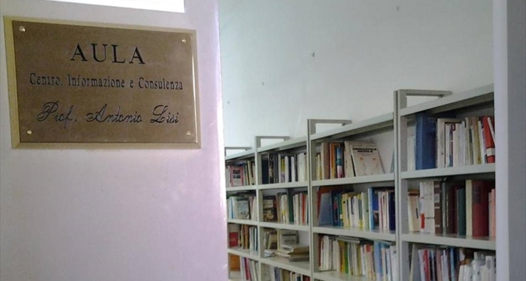 La biblioteca in omaggio all'illustre prof. Lisi