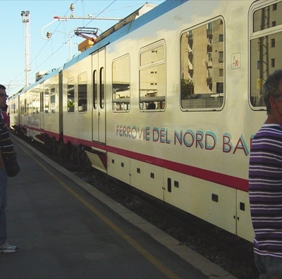 treno bari nord - stazione di andria
