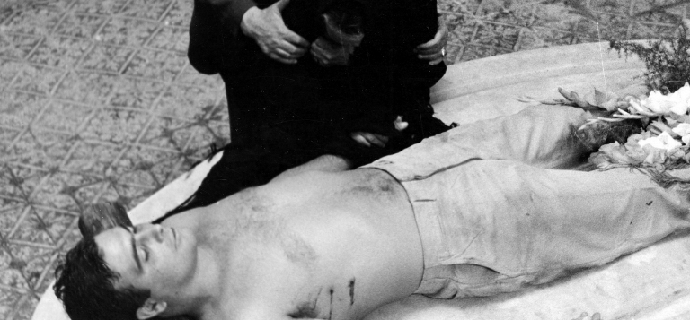 Il bandito Giuliano esanime