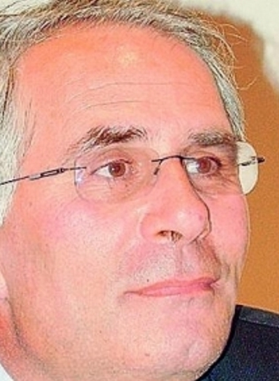 l'onorevole Gero Grassi