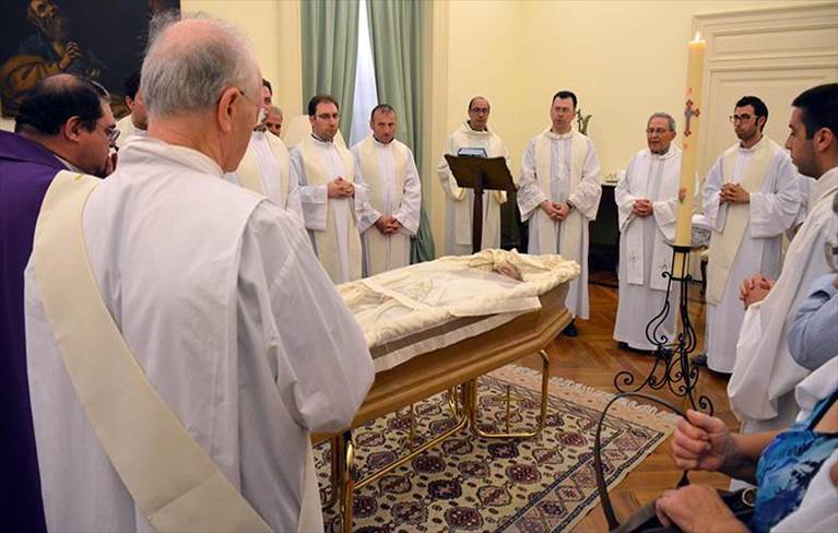 La salma di Monsignor Martella