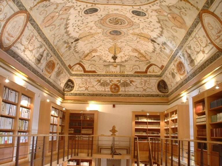 la biblioteca di terlzzi