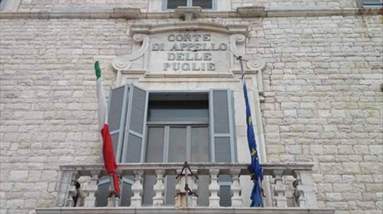 il tribunale di trani