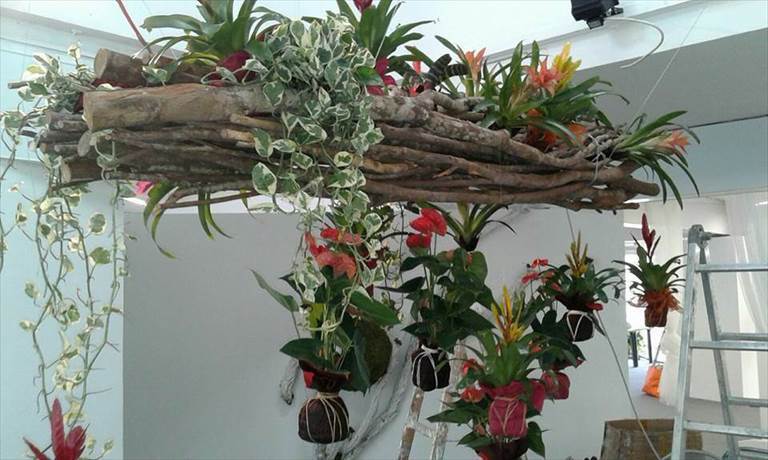 lo stand del mercato dei fiori alla fiera del levante