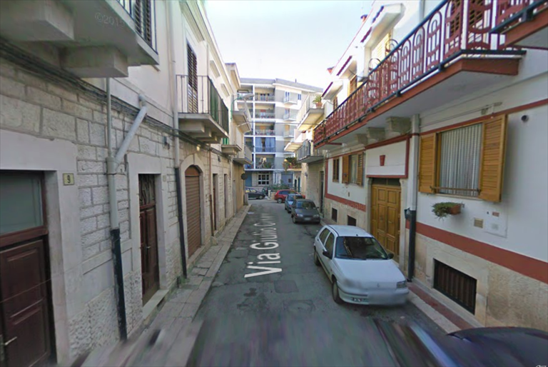 via giulio cesare