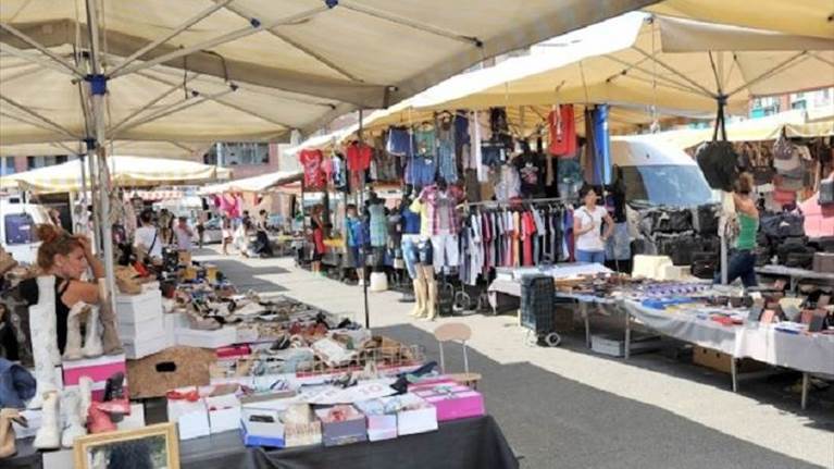 mercato settimanale