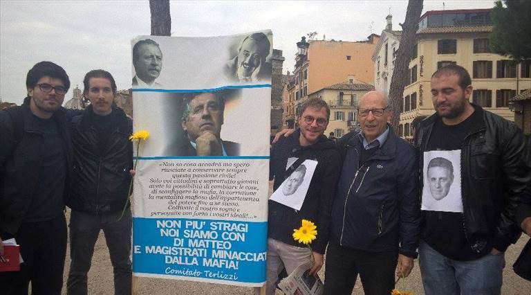 delegazione terlizzese alla manifestazione pro di matteo