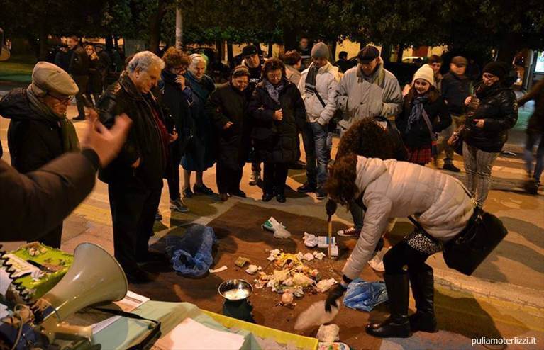 un momento del trash-lab