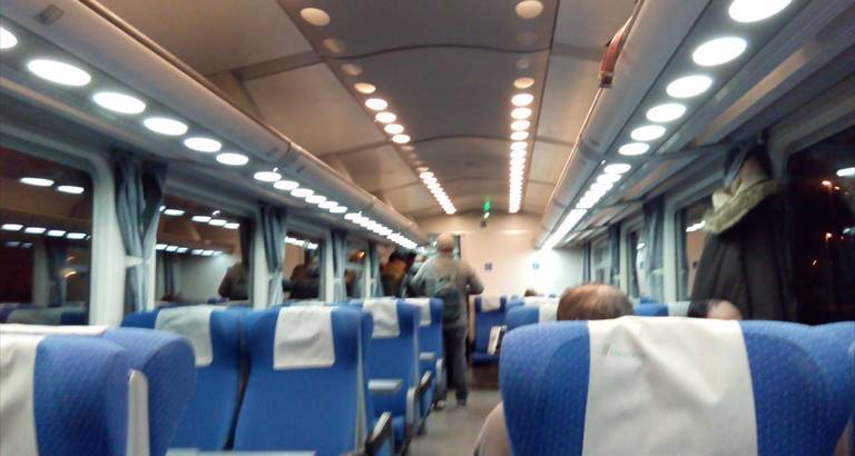 interno di un treno delle Ferrovie dello Stato
