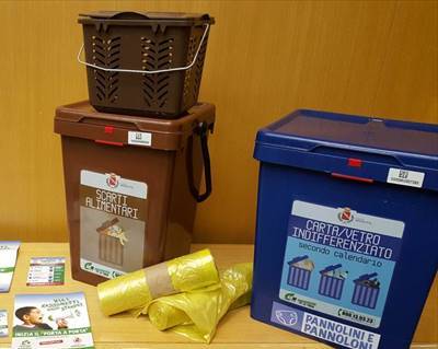 Il kit per famiglie della raccolta differenziata porta a porta