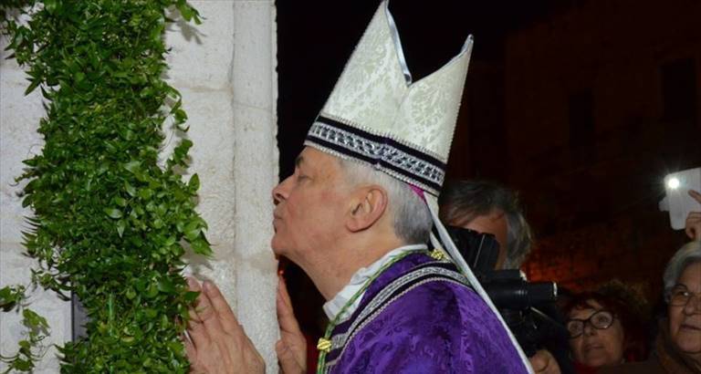 l'insediamento di monsignor cornacchia