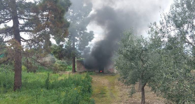 incendio in via fondo rotondo
