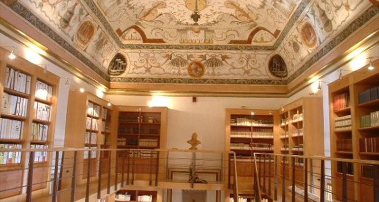 la biblioteca di terlzzi