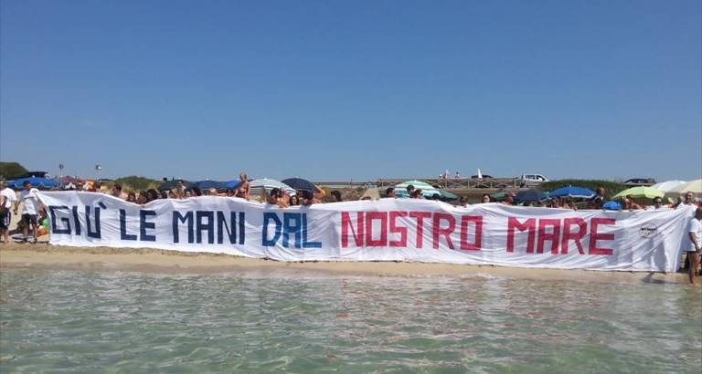 il meetup 5 stelle voterà sì al referendum