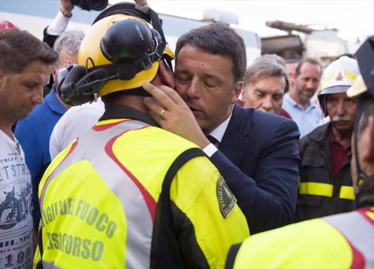 Il presidente del Consiglio incontra i soccorritori