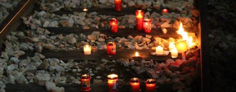 veglia per le vittime del disastro ferroviario