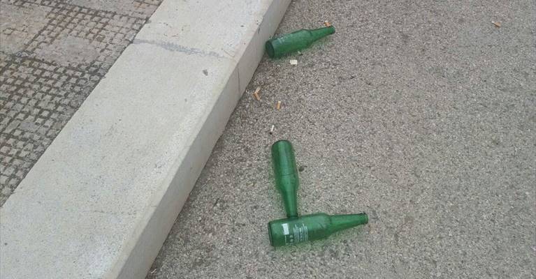 Rifiuti in via Puglia