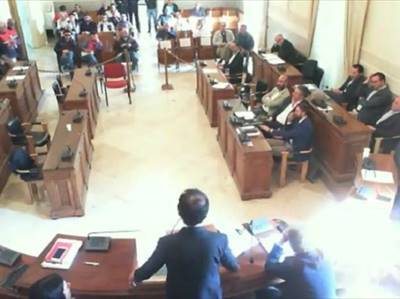 Una seduta del Consiglio comunale