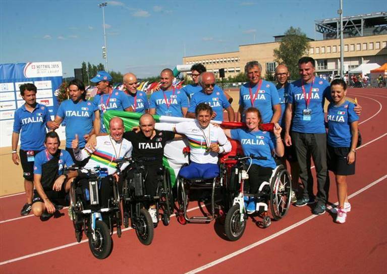 la squadra paralimpica del ciclismo