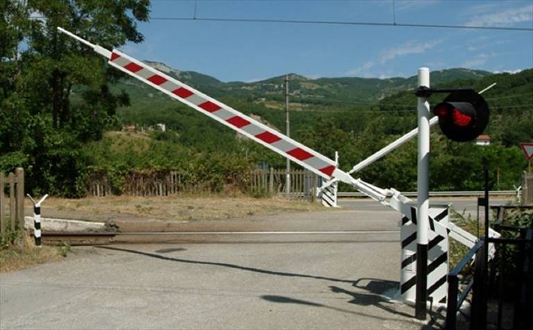 Passaggio a livello aperto