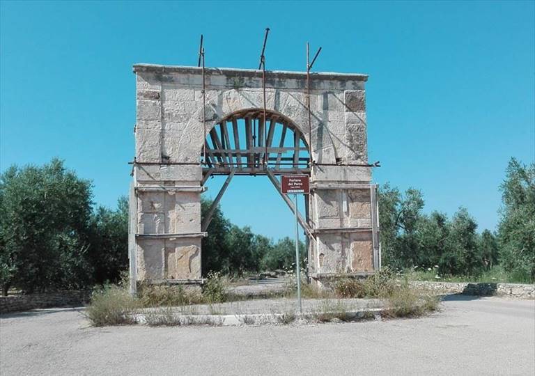 arco sull'appia-traiana