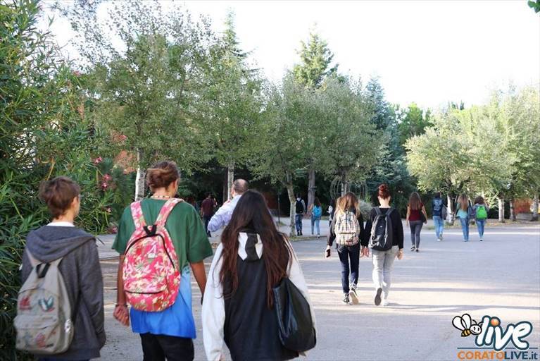 Studenti a scuola