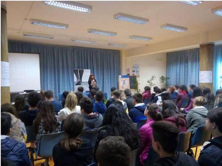 L'Istituto Volta-de Gemmis ricorda le violenze contro le donne