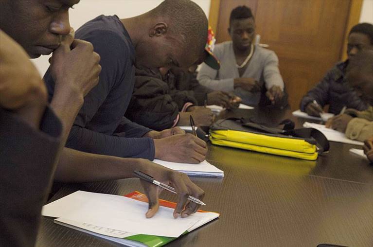 lezione di italiano per migranti