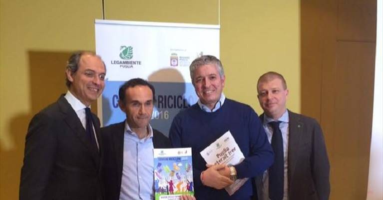 La premiazione del Comune di Terlizzi per Comuni Ricicloni Puglia 2016