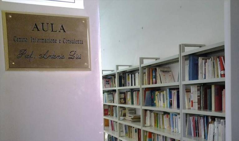 La biblioteca in omaggio all'illustre prof. Lisi
