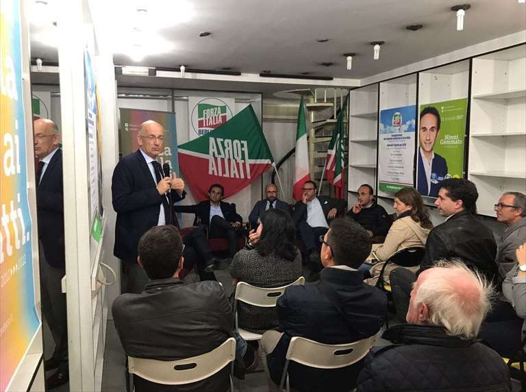 Inaugurato il comitato elettorale di Forza Italia