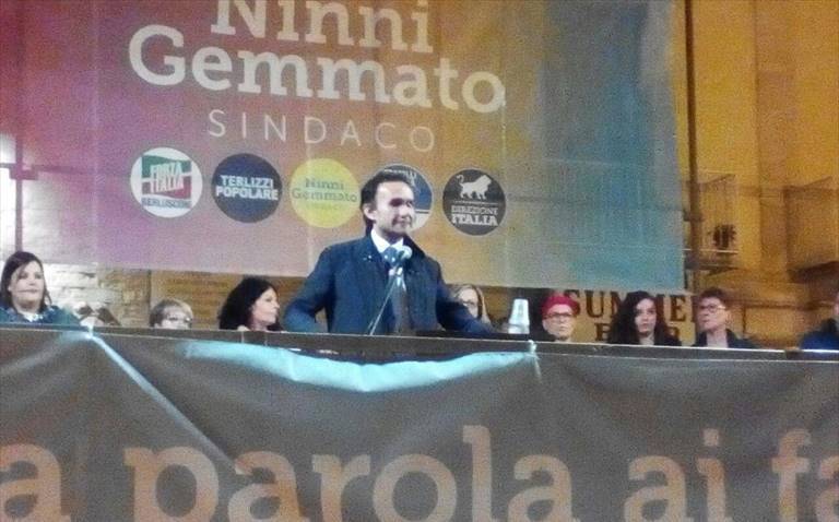 Gemmato in piazza per il suo terzo comizio