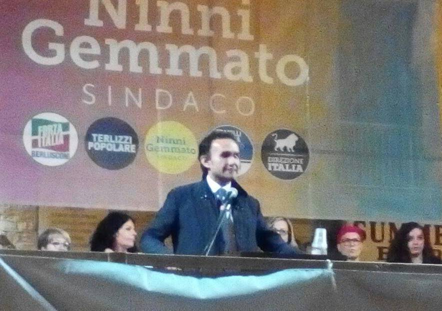 Gemmato in piazza per il suo terzo comizio