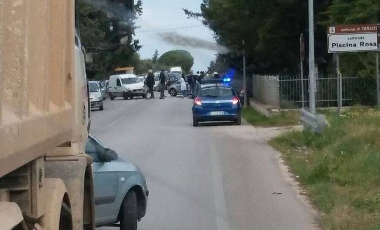 Uno dei tanti incidenti sulla Molfetta-Terlizzi