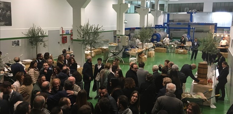L'inaugurazione del frantoio Lamonarca
