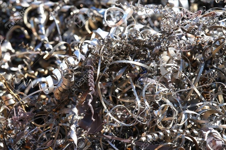 discarica di materiali ferrosi