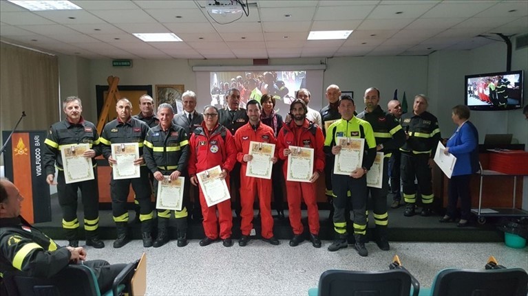 «Per primi sul luogo del disastro ferroviario». Una medaglia per i vigili del fuoco di Corato