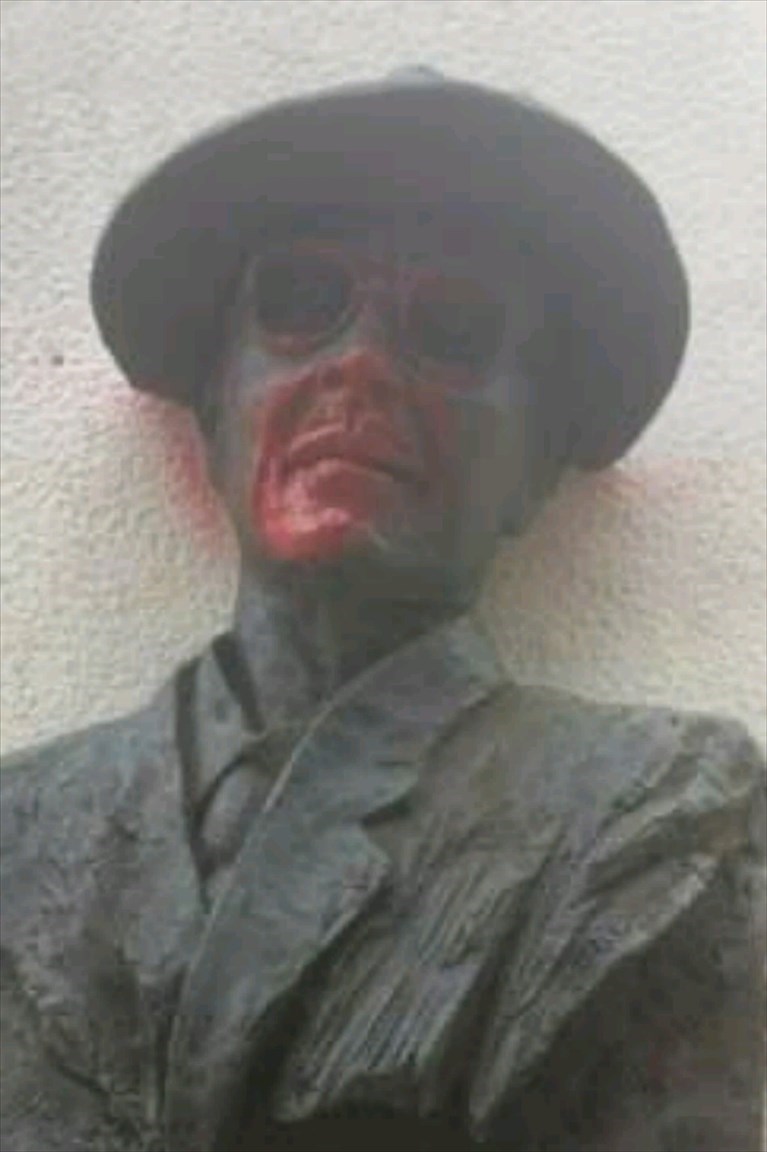 Giuseppe Dello Russo sfregiato