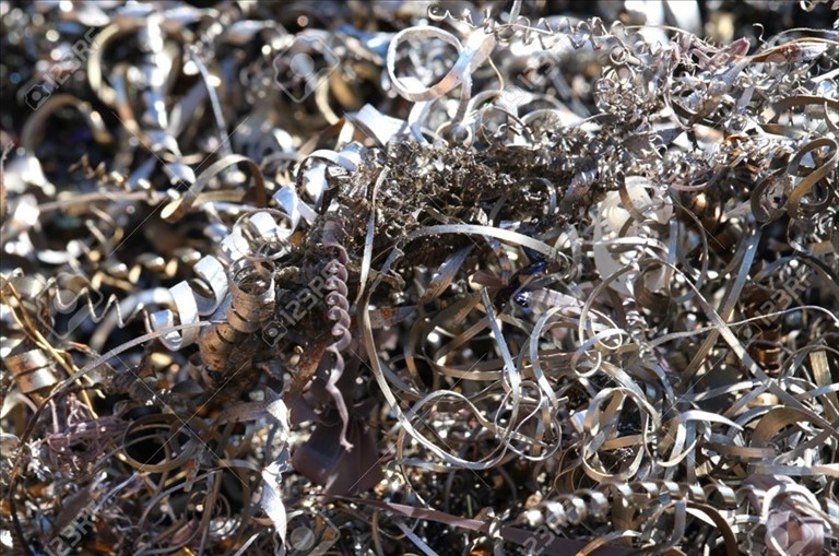discarica di materiali ferrosi