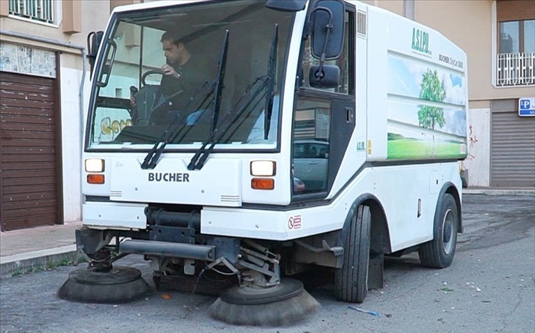 Pulizie straordinarie in città