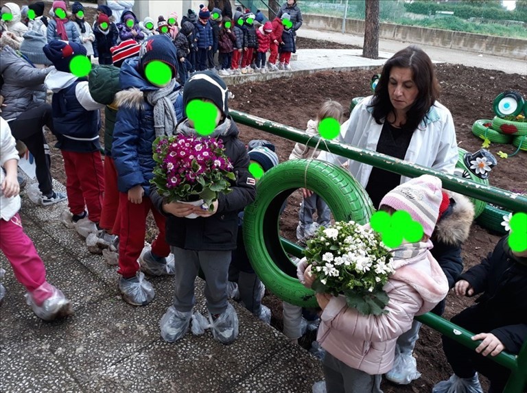 Il laboratorio ambientalista dei piccoli alunni della "Michele De Napoli"