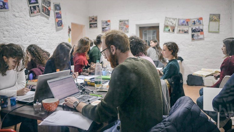 sala studio al mat