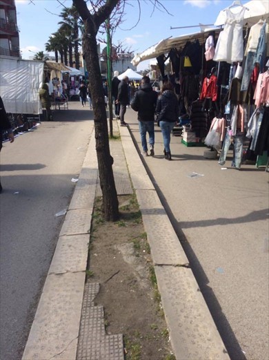 Mercato di domenica