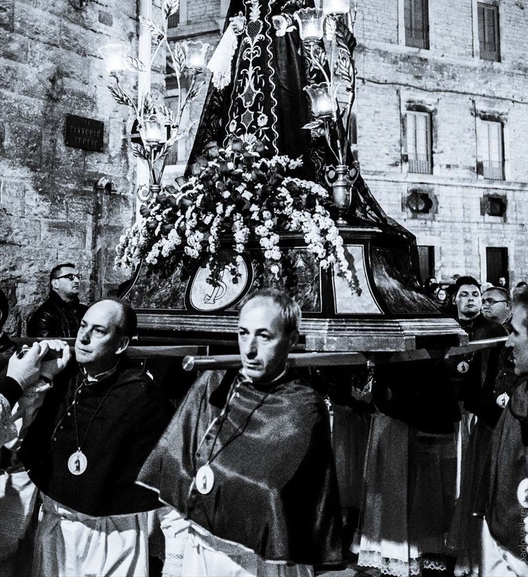La processione dell'Addolorata