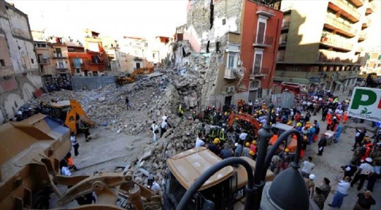 il crollo di via roma a barletta